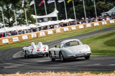 - Mercedes Benz 300 SLR 1955